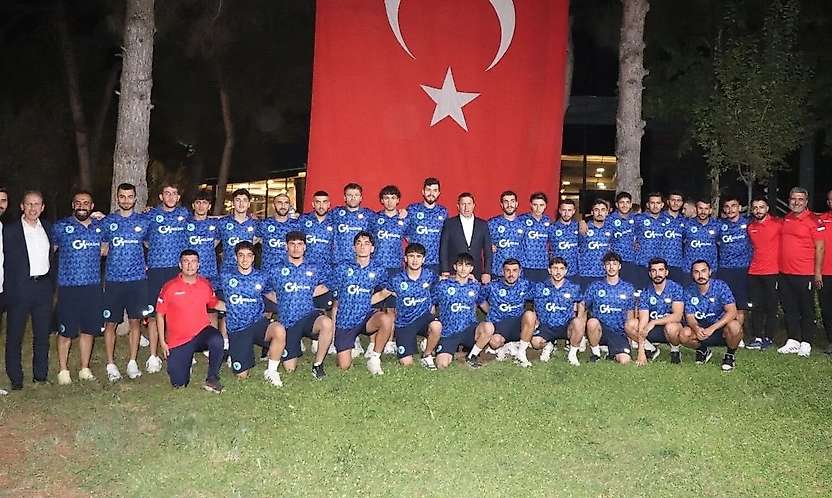 Siirt Spor Dersimspor'u Yendi, Güven Kuzu Sözünü Tuttu: 1 Milyon TL Prim
