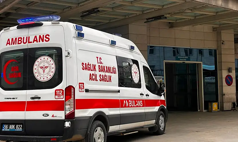 Siirt'te 10 Yaşındaki Çocuk Evde Kahvaltı Sofrasında Bıçaklandı