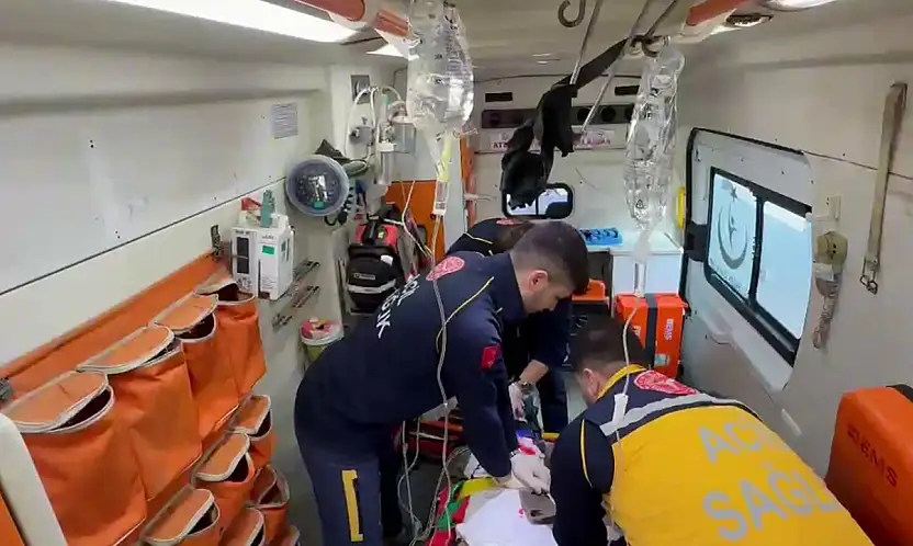 Siirt'te 112 Personeli: Gereksiz Çağrılar ve Trafik Engeli Acil Müdahaleyi Geciktiriyor