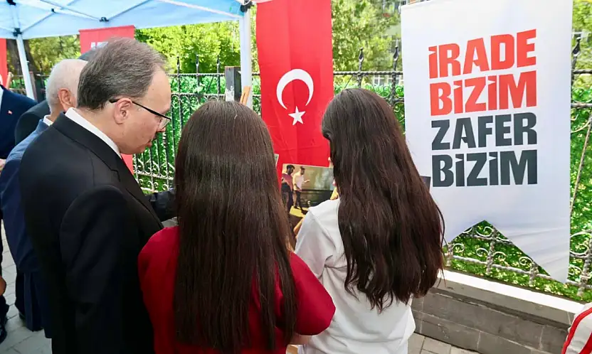 Siirt'te 15 Temmuz'un 10. Yılında Demokrasi ve Millî Birlik Çadırı Ziyarete Açıldı