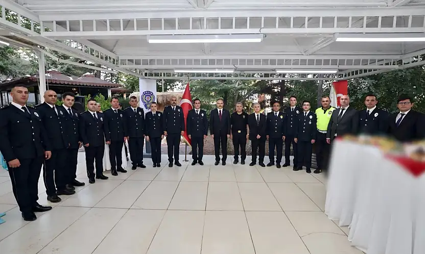 Siirt'te 16 Emniyet Personeli Bir Üst Rütbeye Terfi Etti