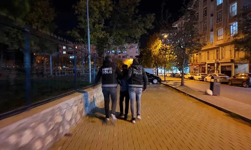 Siirt'te 5 Noktada 'Narko-Alan' Uygulaması: Uyuşturucuya Geçit Yok!