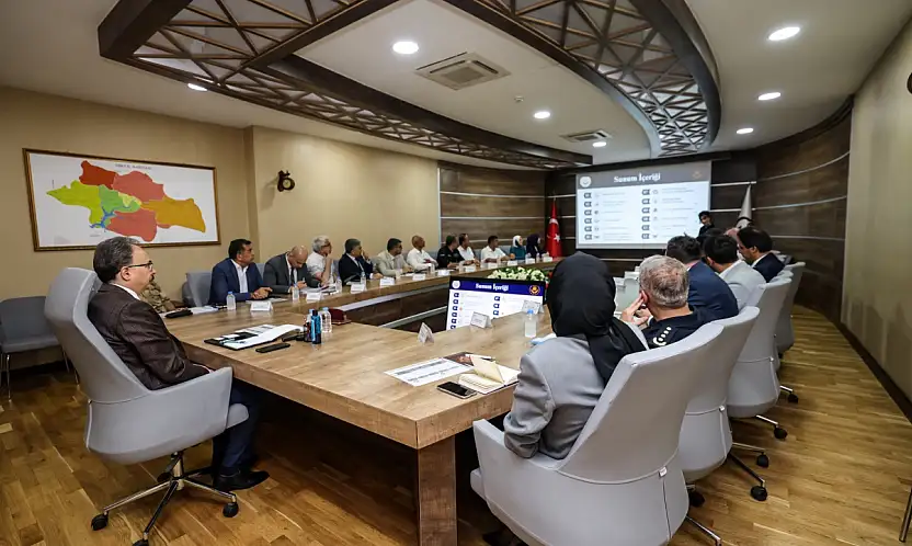 Siirt'te Ailenin Korunması İçin Tüm Kurum Müdürleri Ortak Masada Toplandı
