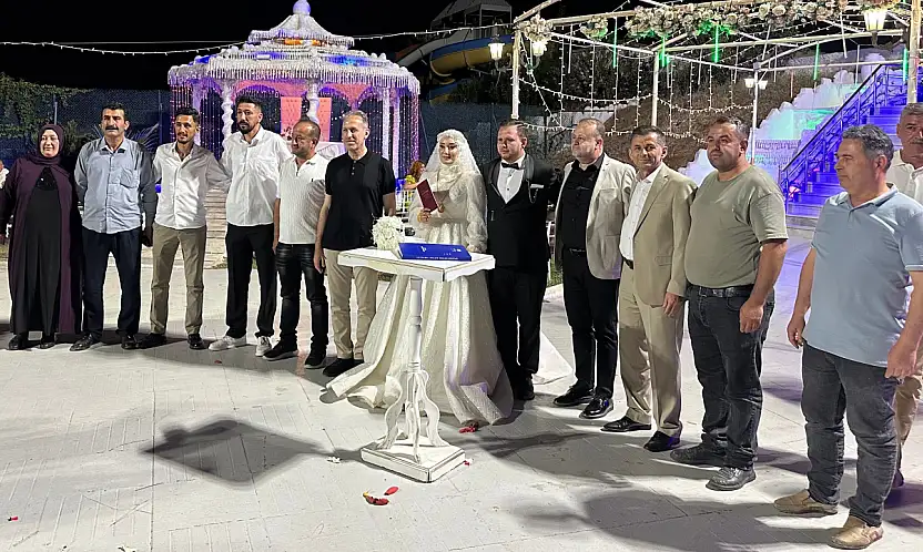 Siirt'te Aslan ve Albayrak Ailelerinin Mutlu Günü