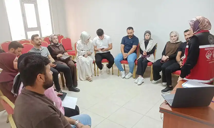 Siirt'te Evlilik Kredisi Alacak Genç Çiftlere Evlilik Öncesi Eğitim