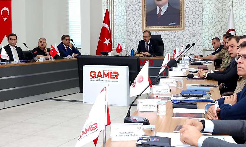 Siirt'te Güvenlik ve Asayiş Toplantısı: Kritik Başlıklar Ele Alındı