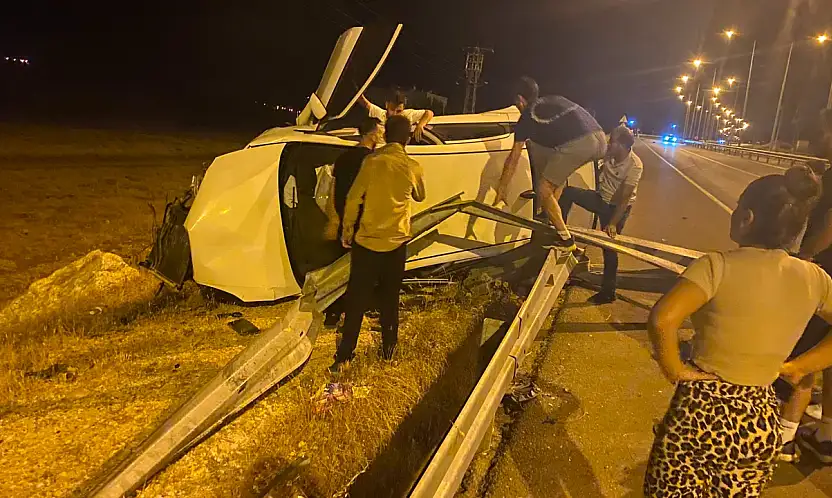 Siirt'te Hafif Ticari Araç Takla Attı: Sürücü Burnu Bile Kanamadan Kurtuldu