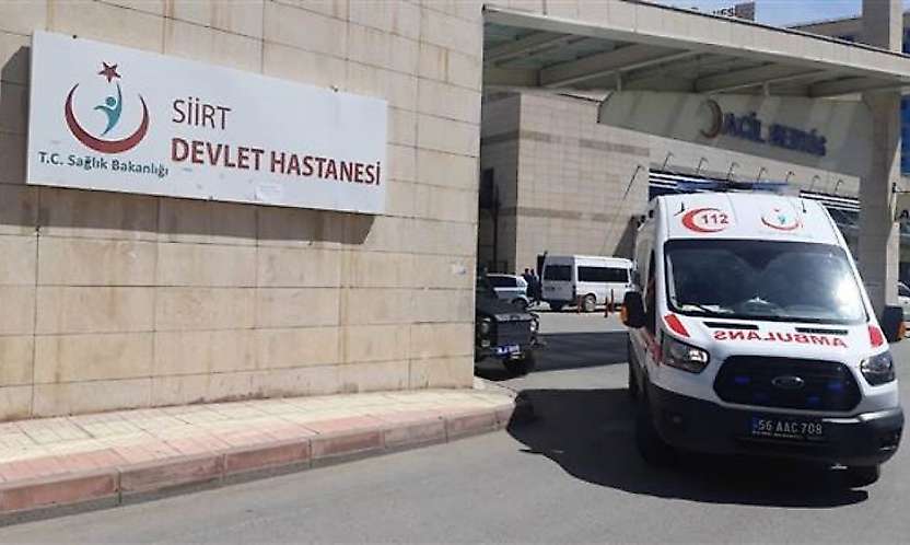 Siirt'te İki Araç Çarpıştı: 20 Yaşındaki Genç Ağır Yaralandı
