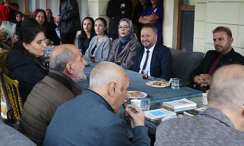 Siirt'te İyilik Bu Kez Kitaplarla Paylaşıldı
