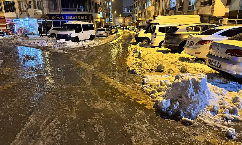 Siirt'te kar yağışının ardından erime başladı