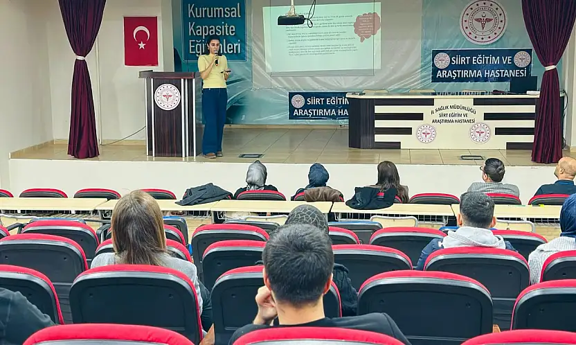 Siirt'te kuduz riskine karşı sağlık personeline kapsamlı eğitim verildi