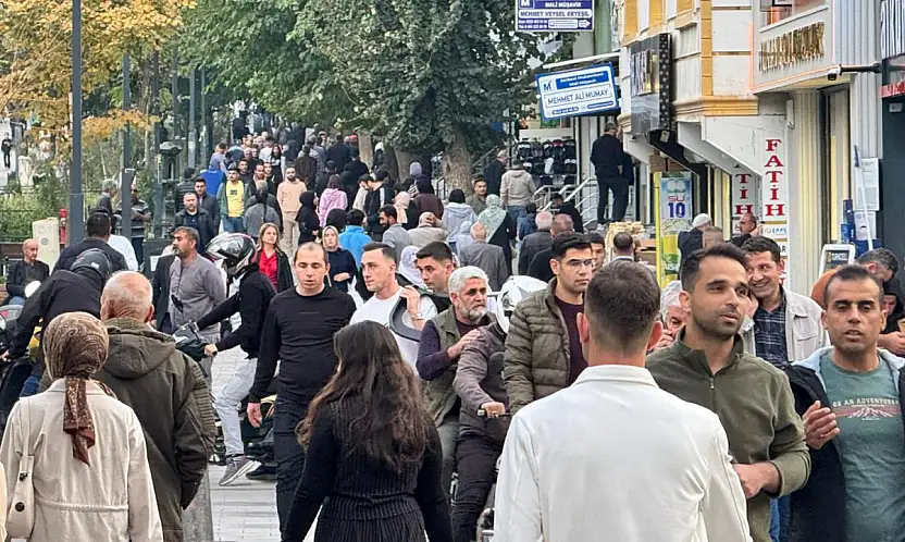 Siirt'te Kuzen Evlilikleri Türkiye Ortalamasının 2 katı! Uzmanlar Uyarıyor: Çocuklar Risk Altında
