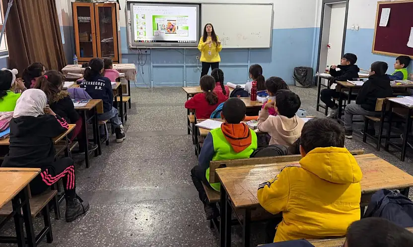 Siirt'te Öğrencilere Diyabet ve Hijyen Farkındalık Eğitimi
