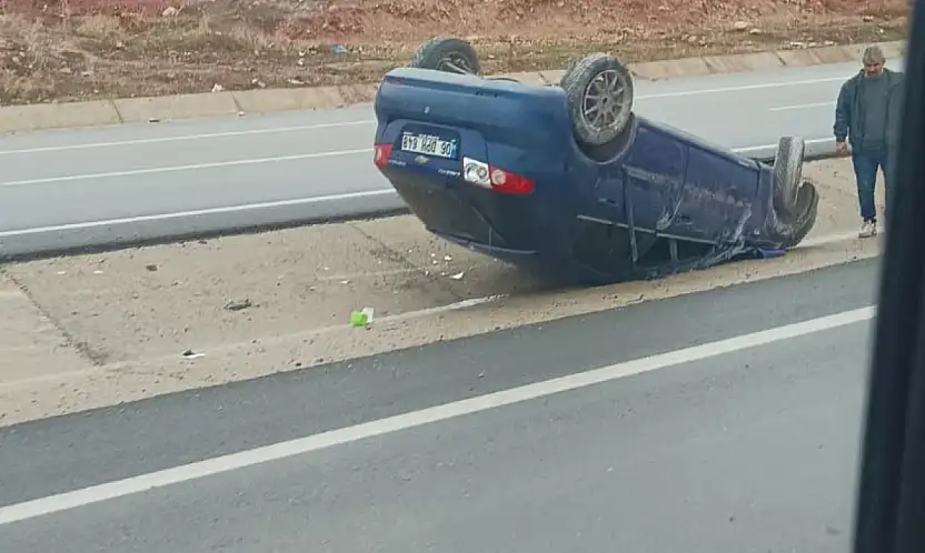 Siirt'te otomobil takla attı, 2 kişi yaralandı