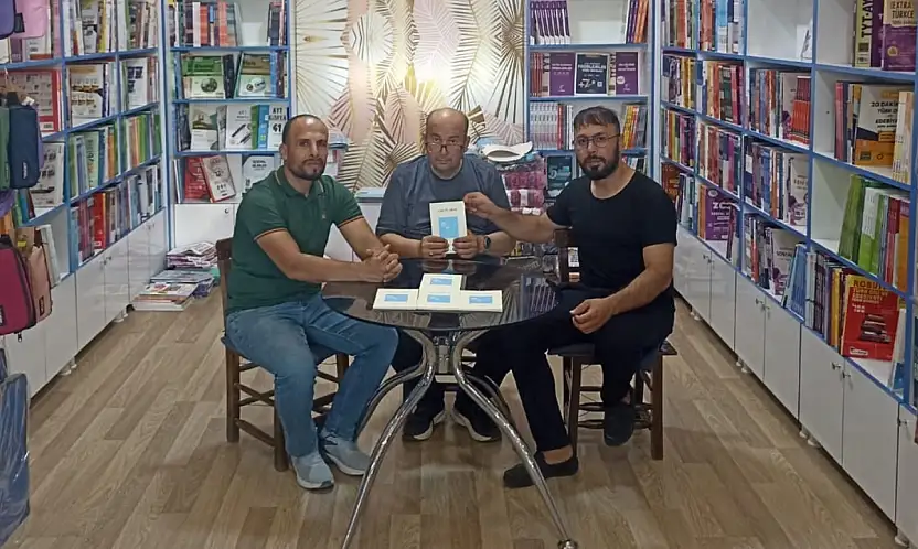 Siirt'te Özel Bireyin Kaleme Aldığı Şiir Kitabı Okurlarla Buluştu