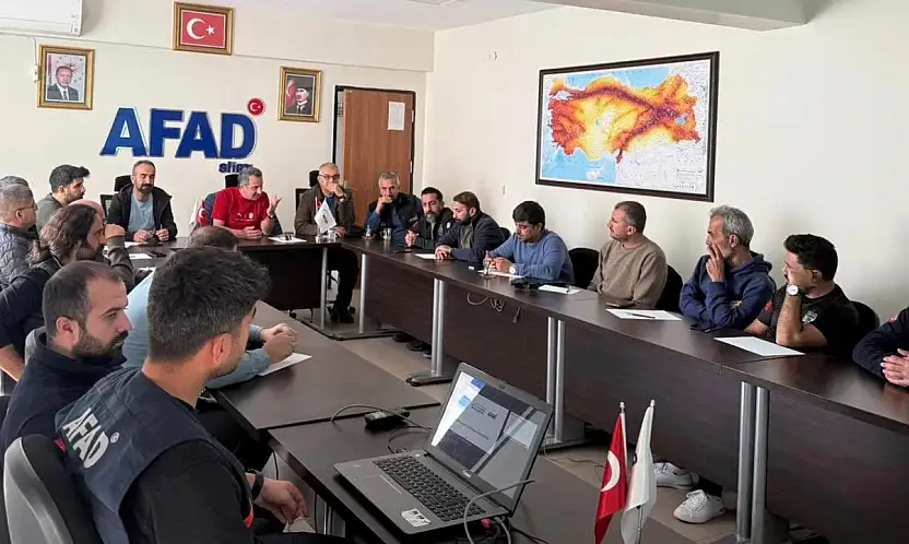 Siirt'te SADAKATAŞI Arama Kurtarma Ekibi Akreditasyon Eğitimine Başladı