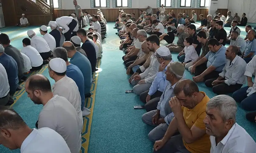 Siirt'te ''Selahaddin Eyyubi'yi Anlamak, Geleceği Aydınlatmak'' Programına Yoğun İlgi