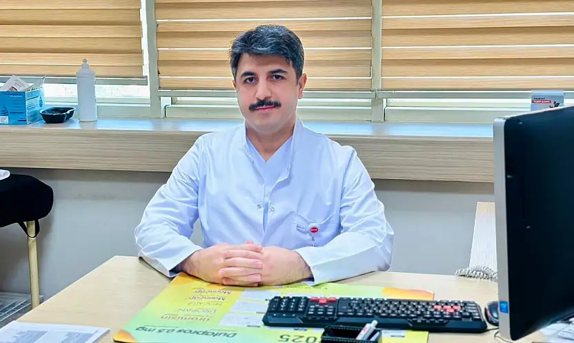 Siirt'te Sıcak Havalara Karşı Böbrek Uyarısı: Op. Dr. Miraç Ataman: ''Çok Su İçiyorum'' Demek Yetmiyor