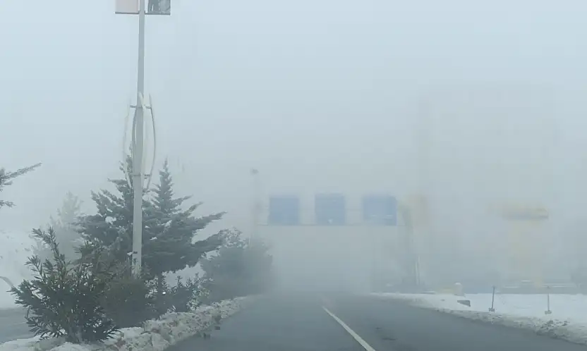 Siirt'te Sis Etkili Oluyor, Görüş Mesafesi Yer Yer 50 Metreye Düştü