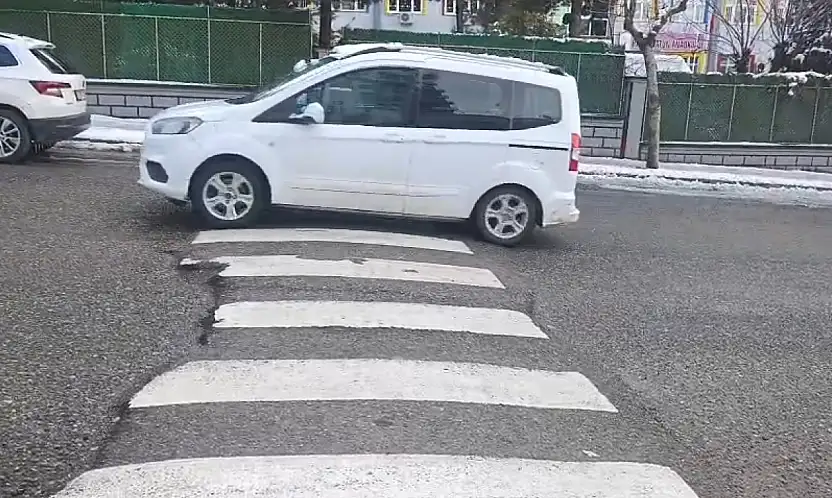 Siirt'te Tartışılan Kasis İçin Teknik İnceleme Yapıldı, Standartlara Uygun Olduğu Belirtildi