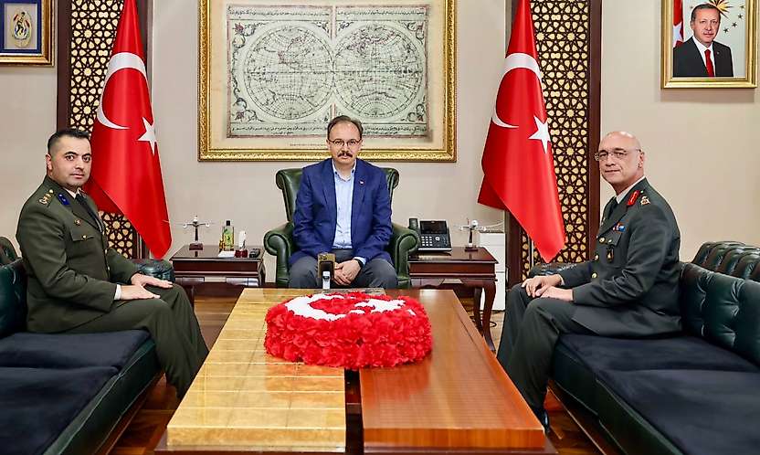 Siirt'te Tuğgeneral Çatak Ve Yarbay Seçkin, Vali Kızılkaya'yı Ziyaret Etti