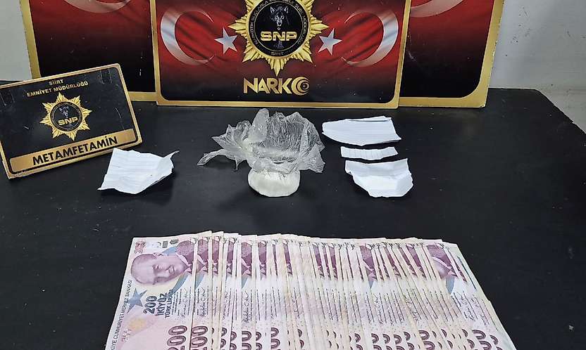 Siirt'te Uyuşturucu Operasyonu: 3 Şüpheli Tutuklandı
