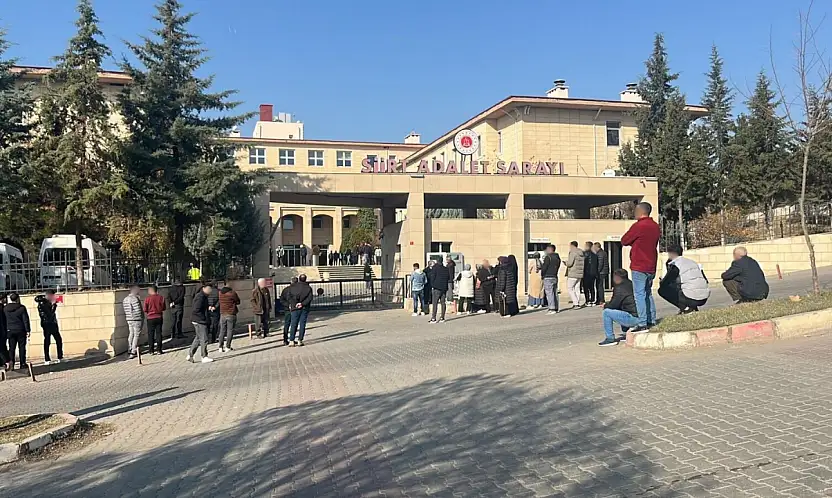 Siirt'te Uyuşturucu Tahlil Dosyasında Gözler Mahkemede: 30 Şüpheli Hakim Karşısına Çıkıyor