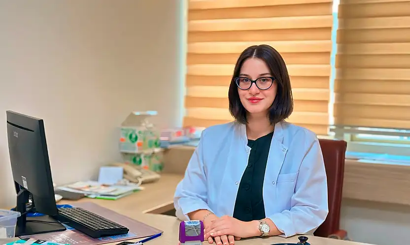 Siirt'te Uzman Dr. Apaydın'dan Ailelere Kritik Uyarı: Boy Kısalığını Hafife Almayın