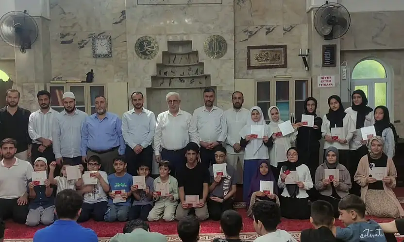 Siirt'te Yaz Kur'an Kurslarında Başarılı Öğrenciler Ödüllendirildi
