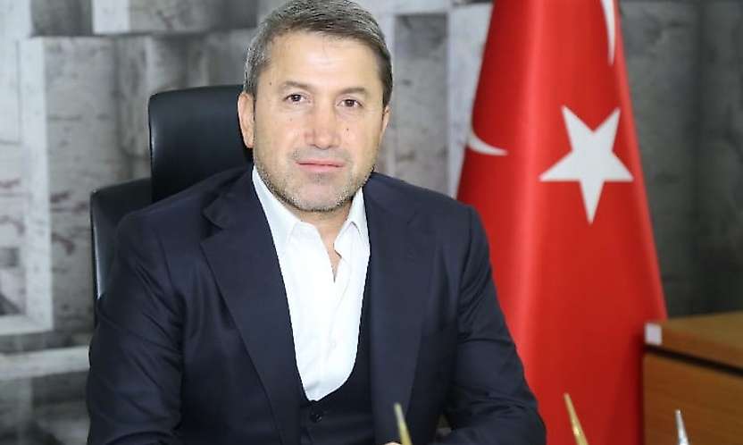 Siirt TSO Başkanı Güven Kuzu'dan Çifte Destek: Önce Siirt Spor'a Prim, Şimdi Öğrencilere Kırtasiye Yardımı