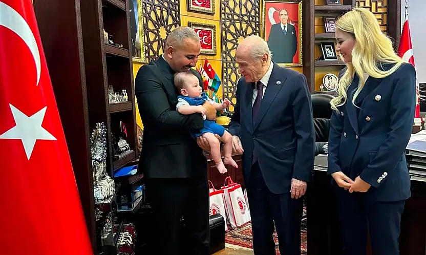 Siirt Ülkü Ocakları İl Başkanı Dr. Kadir Ekin, Devlet Bahçeli'yi Ziyaret Etti