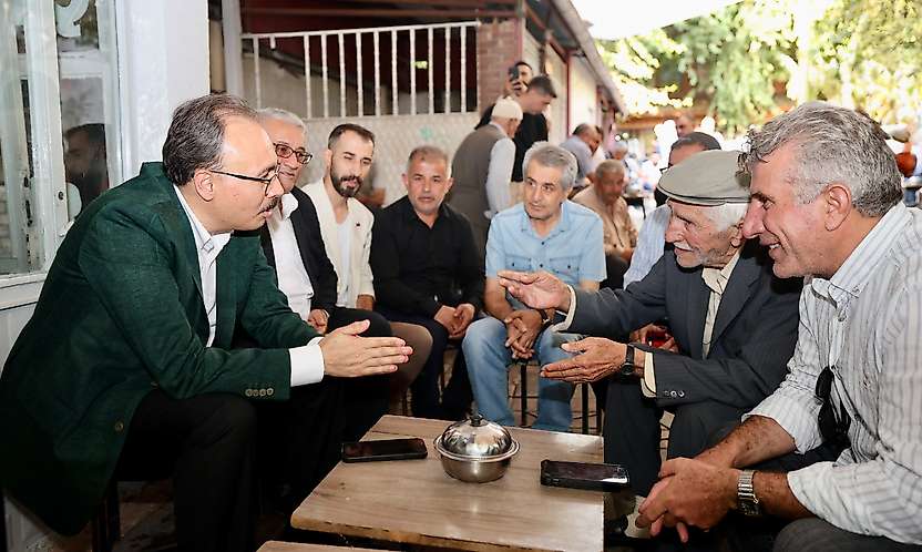 Siirt Valisi Kızılkaya, Cumhuriyet Caddesi'nde Esnaf ve Vatandaşlarla Buluştu