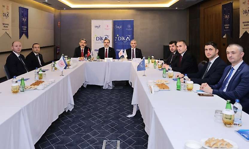 Siirt Valisi Kızılkaya, DİKA Yönetim Kurulu Toplantısına Başkanlık Etti
