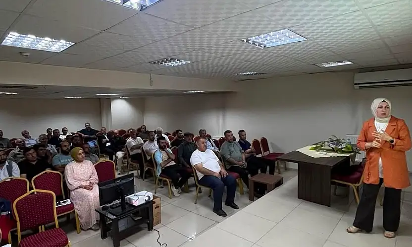 Siirtli Çiftçilere Bitki Koruma ve B-Reçete Eğitimi Verildi