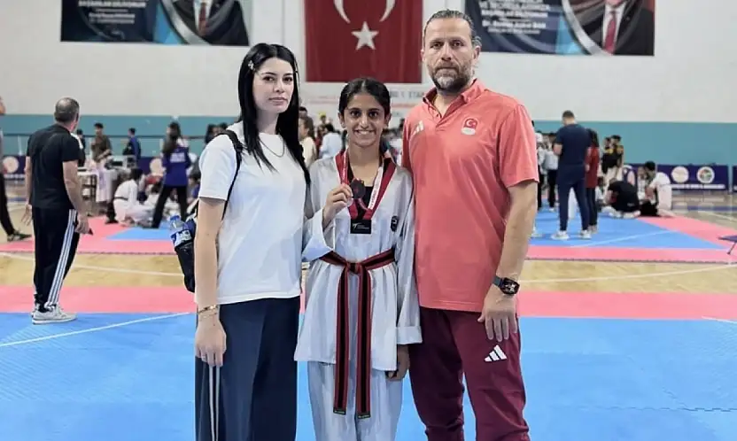 Siirtli Sporcu Elif Bağra ANALİG'de Bronz Madalya Kazandı