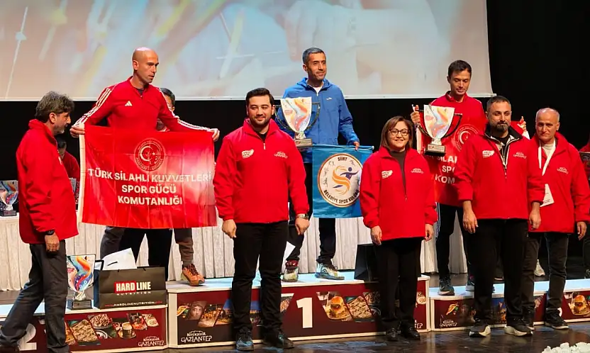 Siirtli Sporcu Gaziantep'te Yarı Maratonu Birinci Tamamladı