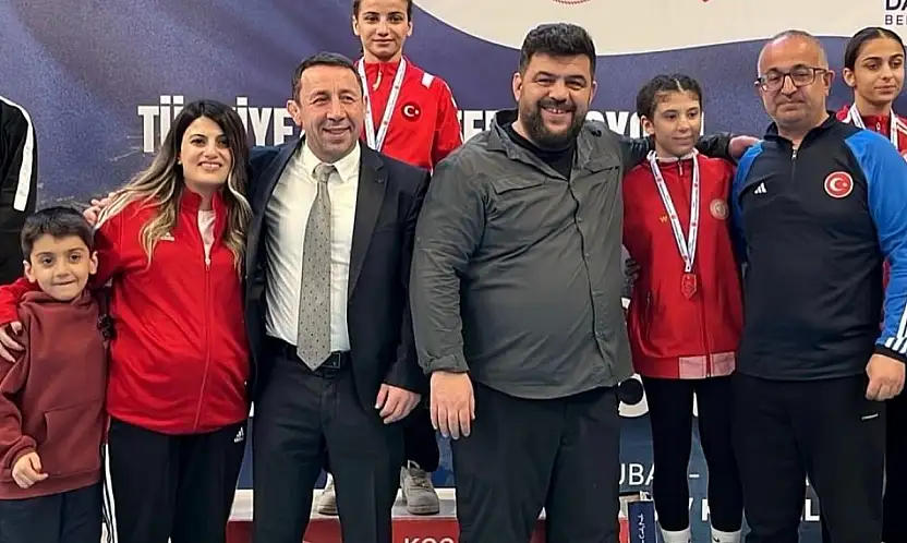 Siirtli sporcu Şirin Aşkara Türkiye şampiyonu oldu