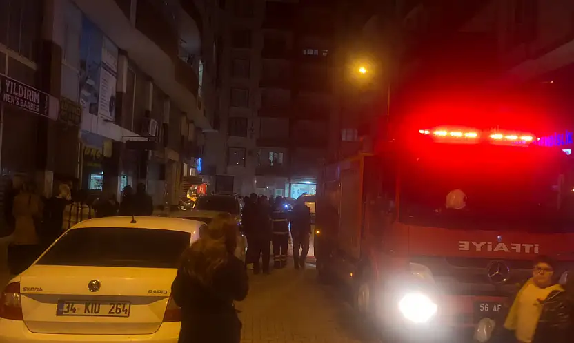 Son Dakika! Siirt'te Bina Yangını! Ekipler Olay Yerinde