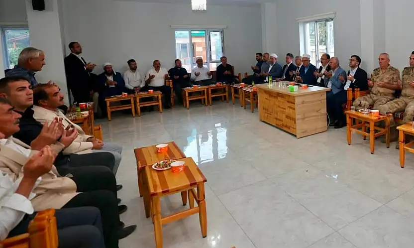 Vali Kızılkaya'dan Baykan'da Sarıyer Ailesine Taziye Ziyareti