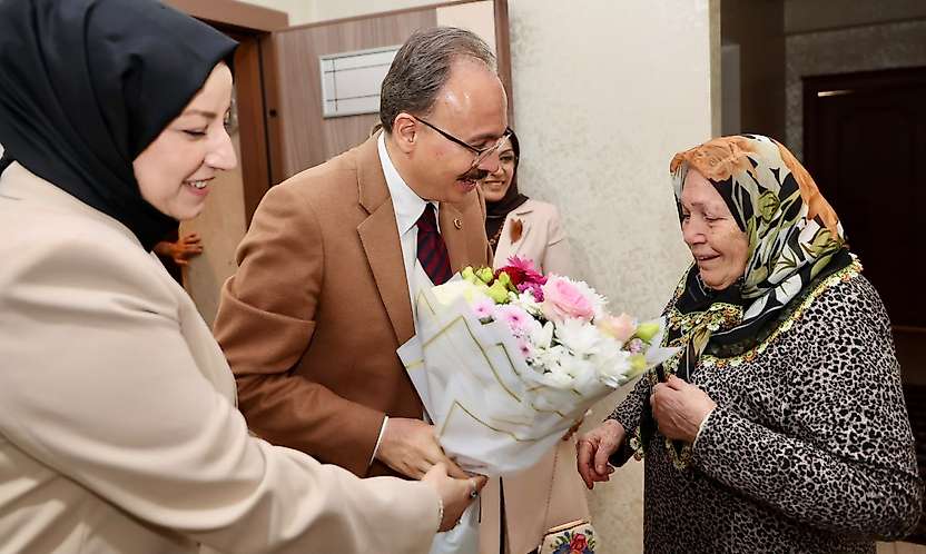 Vali Kızılkaya'dan Siirt Mutfağına Katkı Sunan Saliha Bayram'a Ziyaret