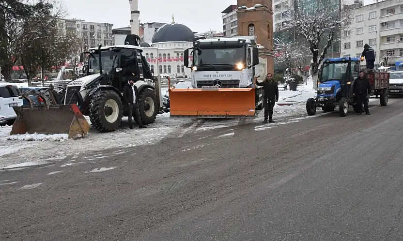 Yoğun kar öncesi ekipler sahaya indi, hazır bekliyor