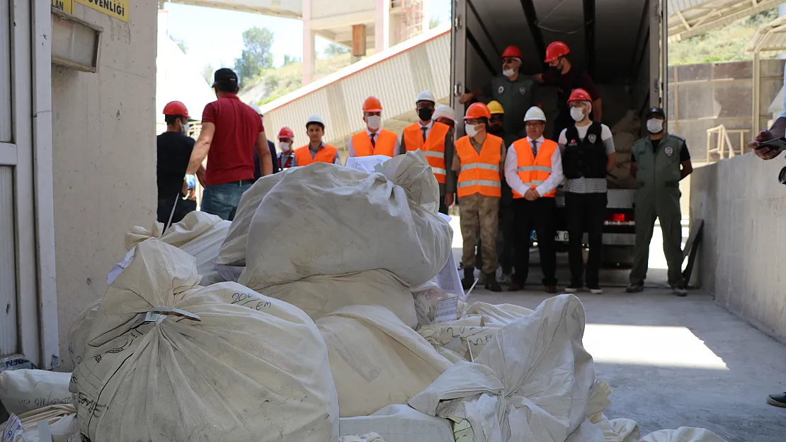 Van'da 4,5 ton uyuşturucu, çimento fabrikasında yakılarak imha edildi