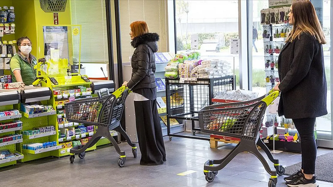 Küçük Esnafı Sevindiren Haber! Zincir Marketlerde Sigara ve Elektronik Eşya Satılamayacak