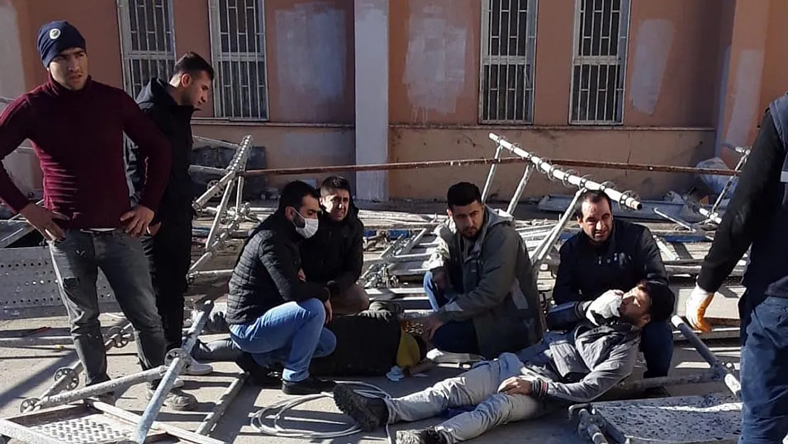 Batman'da İnşaat İskelesi Çöktü: 1 İşçi Öldü 2 İşçi Yaralandı