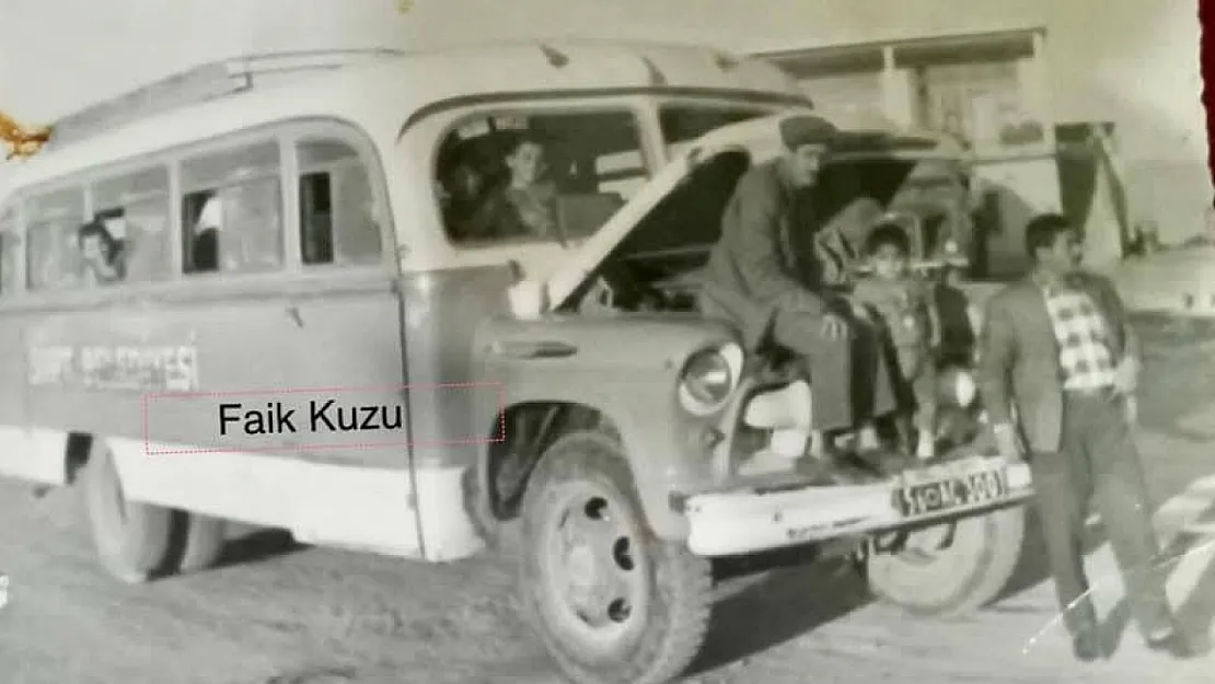 1966 Yılından Siirt Belediyesine Ait İlk Otobüsün Nadir Fotoğrafları Ortaya Çıktı