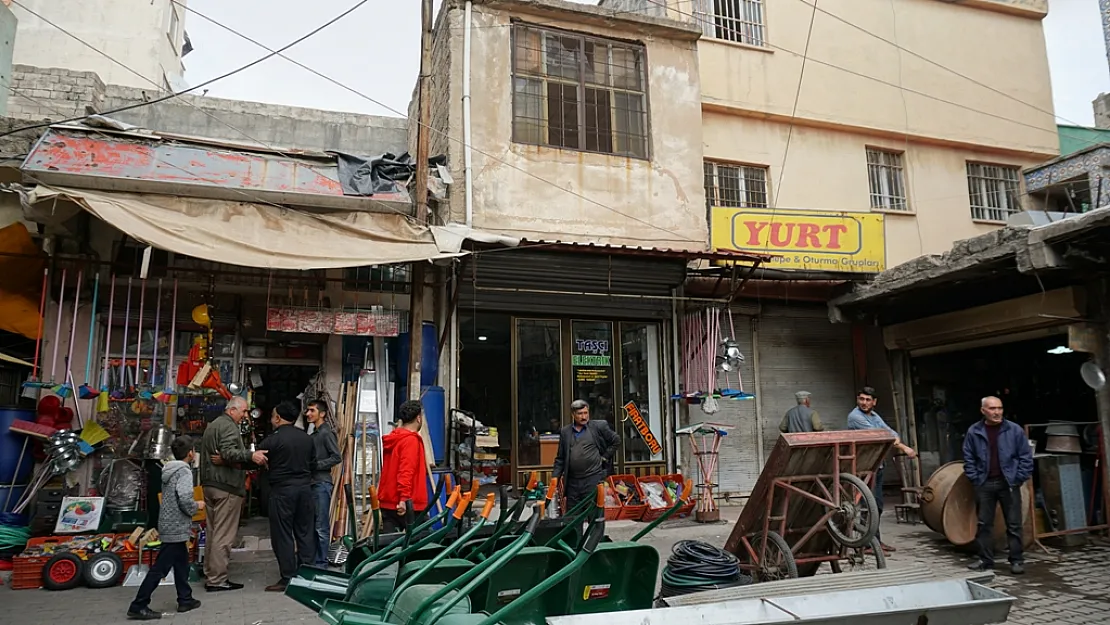 Siirt Bakırcılar Çarşısı Esnafı Üvey Evlat Mı?