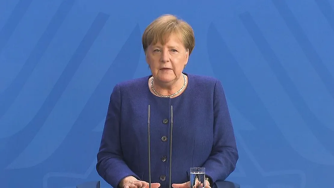 Almanya Başbakanı Merkel'den Flaş Açıklama