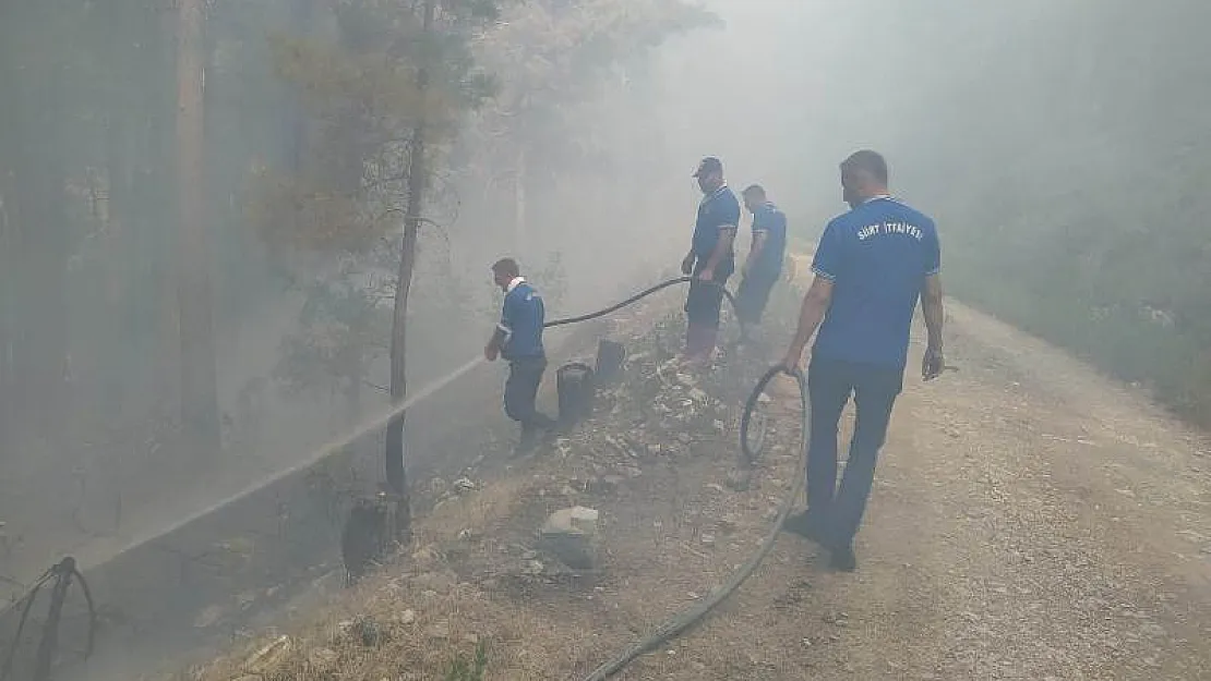 Siirt İtfaiye Ekipleri Antalya'daki Yangın Söndürme Çalışmalarında Aktif Bir Şekilde Çalışıyor