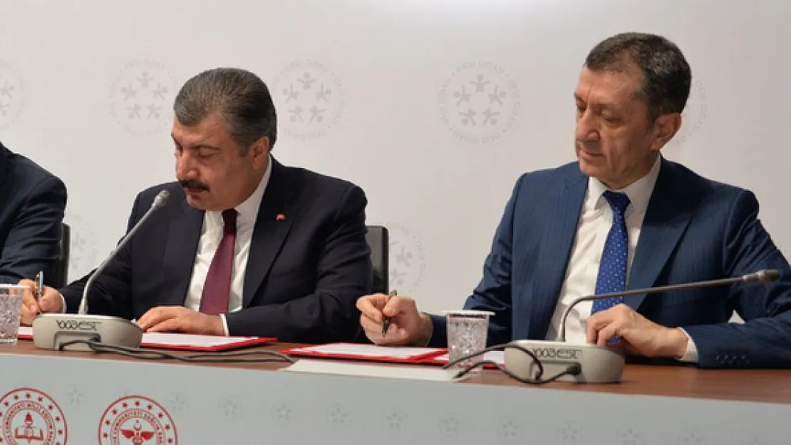 Bakanlar Koca İle Selçuk, Sağlık ve Eğitimin Son Durumunu Konuşacak