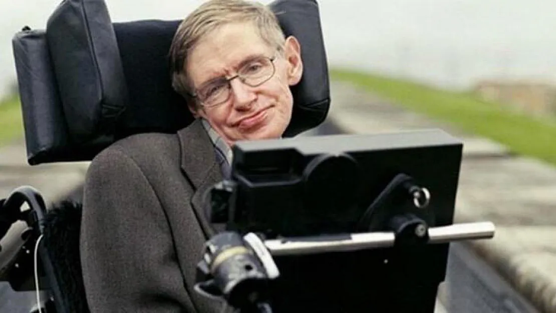 Stephen Hawking'in Çalışma Arkadaşı Profesör Avi Loeb: Uzaylılar 2017 Yılının Ekim Ayında Dünyaya İniş Yaptı